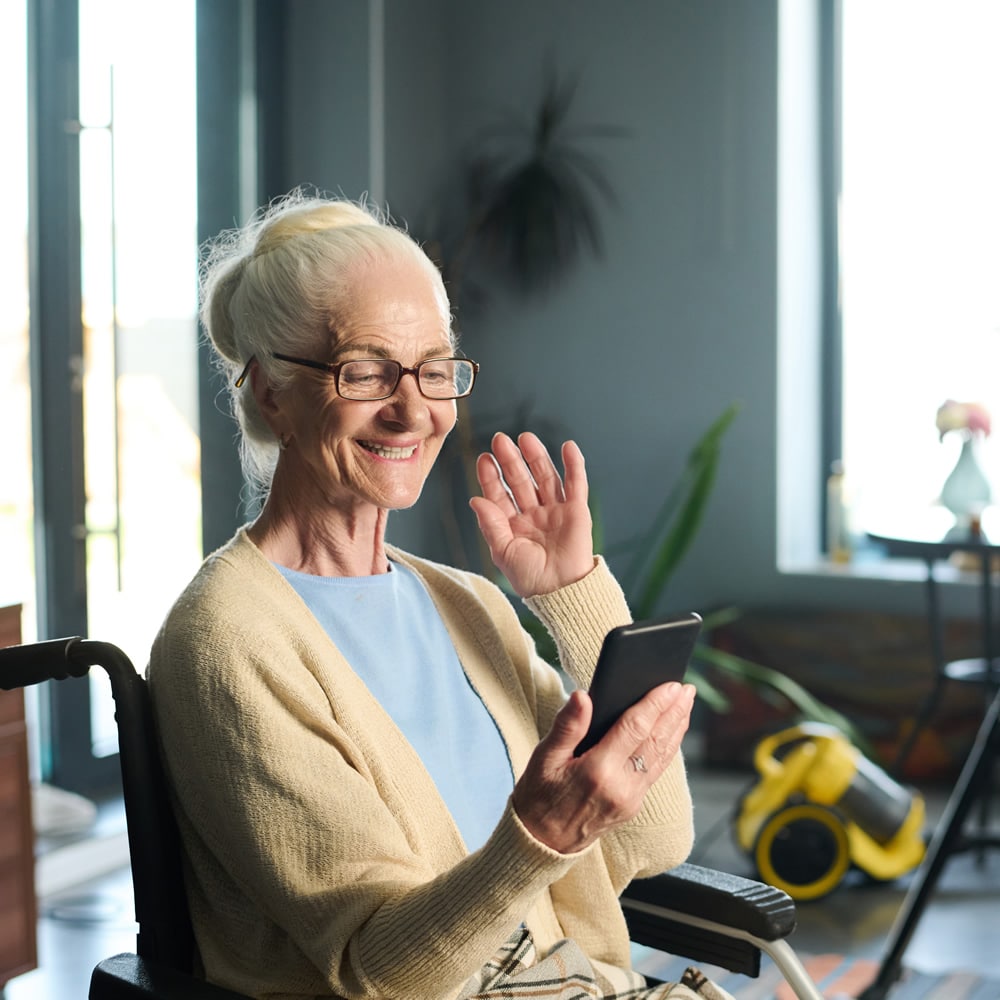 Old woman starting hypnotherapy online Old woman starting hypnotherapy online